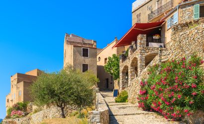 orse village de Sant Antonino ©pkazmierczakiStock